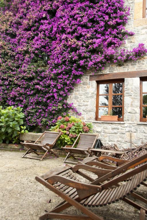 Trisqueles Y Buganvillas Villaviciosa  Eksteriør bilde